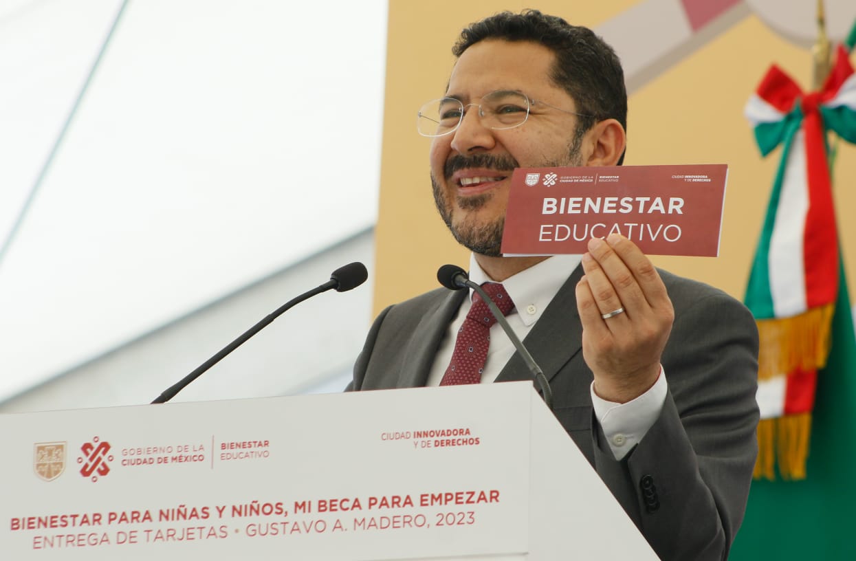 FOTO - ENTREGA DE TARJETAS “BIENESTAR PARA NIÑAS Y NIÑOS. MI BECA PARA EMPEZAR”, ALCALDÍA GUSTAVO A. MADERO (1).jpeg